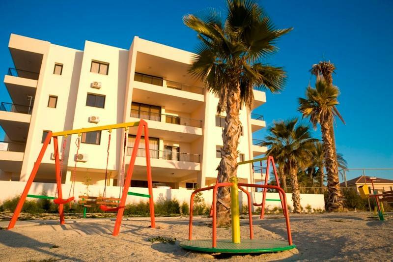 Mediterranean Sunrise Complex Oroklini Zewnętrze zdjęcie